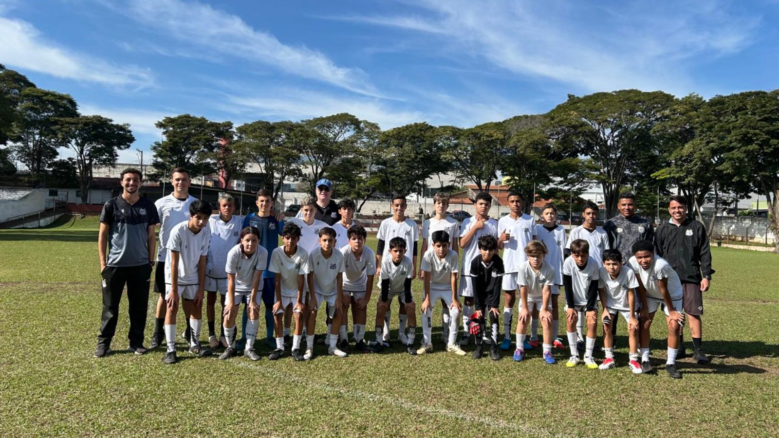 Meninos da Vila Taubaté - Santos Academy
